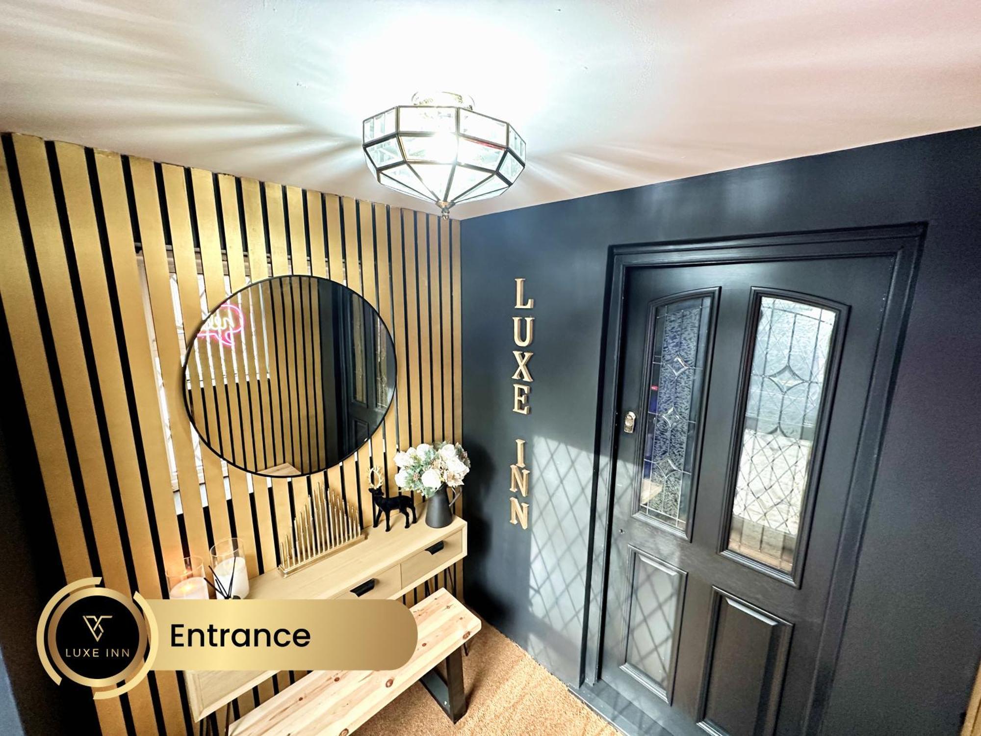 4 Bedroom House, Heathrow Airport, Luxe Inn Colnbrook Екстер'єр фото